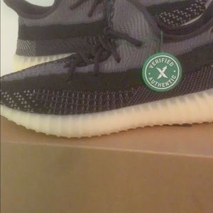 Yezzy boost 350 carbon